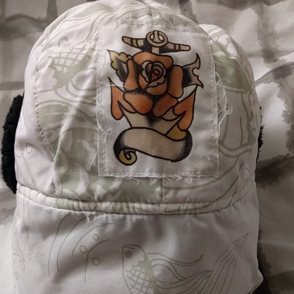 ***SOLD on mercari***Winter hat - Picture 4 of 4